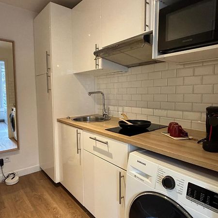 Clichy Studio Getaway - C70 Париж Екстериор снимка