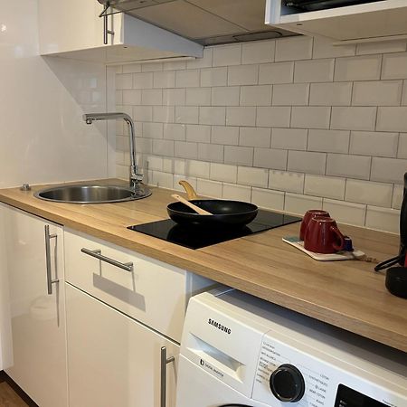 Clichy Studio Getaway - C70 Париж Екстериор снимка